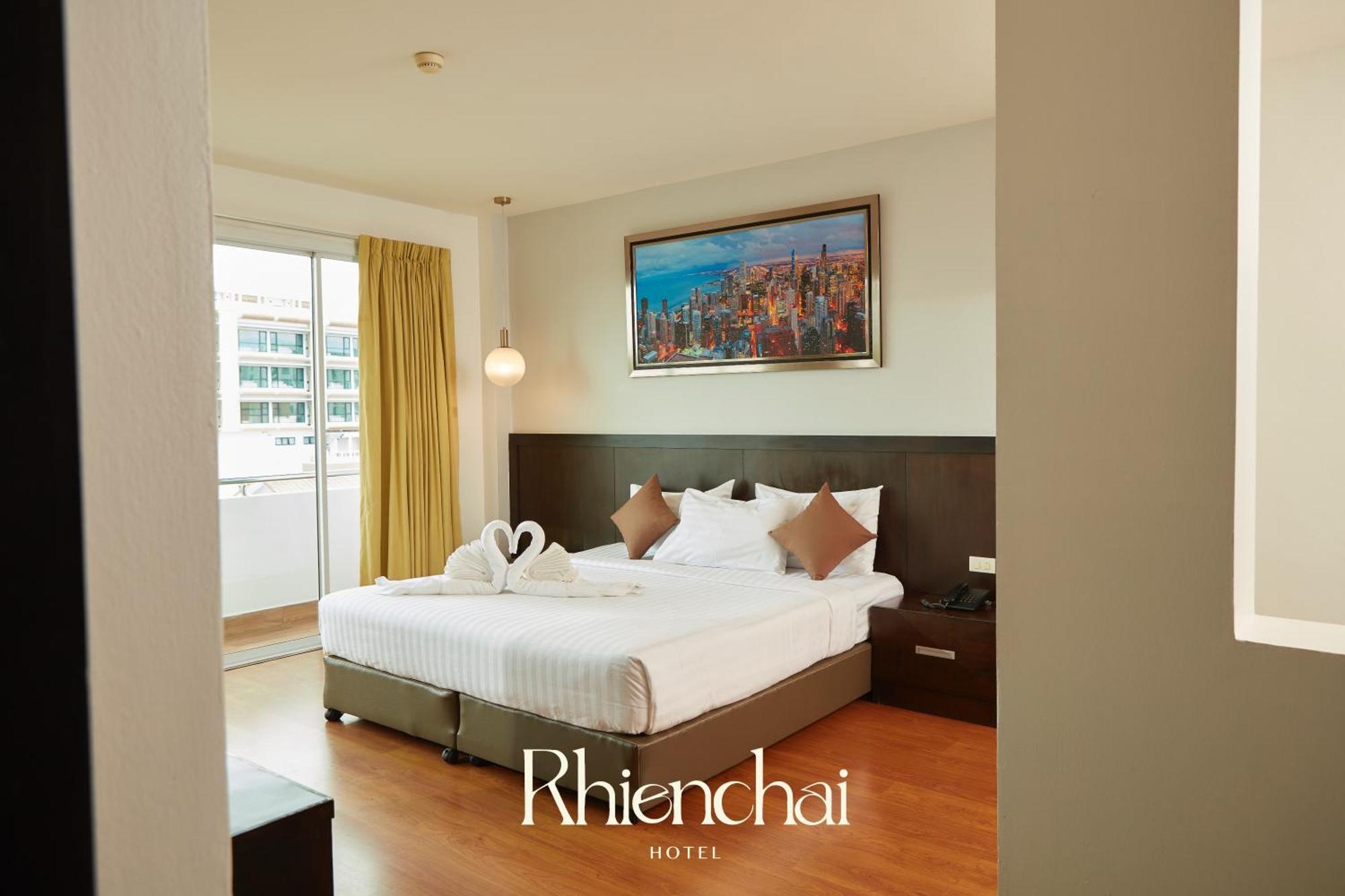 Rhienchai Place Hotel سوراثاني المظهر الخارجي الصورة